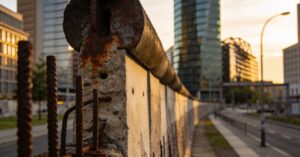 Mauerbau Bernauer Straße: Ein Symbol der deutschen Teilung in Berlin