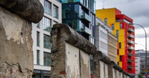Berlin nach dem 2. Weltkrieg: Trümmer, Teilung und der Neuanfang