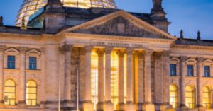 Berliner Platz der Republik: Historisches Herz und politisches Zentrum