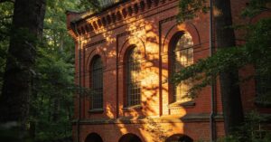 Wasserwerk Wuhlheide: Geschichte, Architektur und Trinkwasser für Berlin